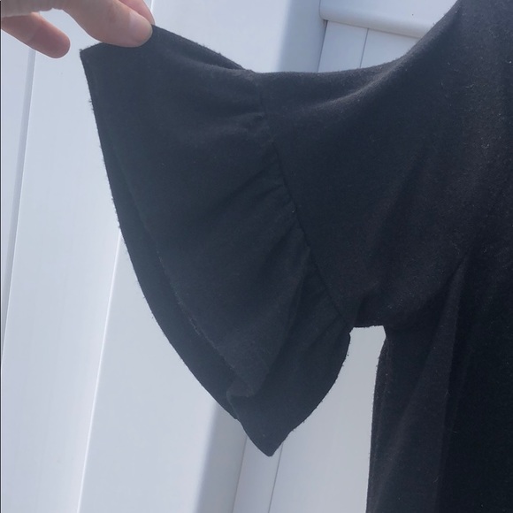 The Loft black shirt with bubble sleeves - Picture 2 of 2